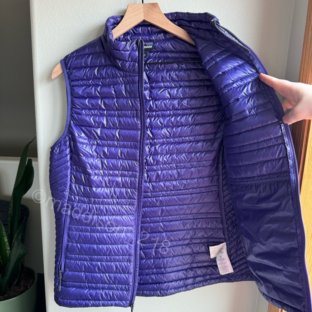 Patagonia Ultralight Down Vest Concord Purple Large 800-fill-power Goosedown L - Picture 12 of 13